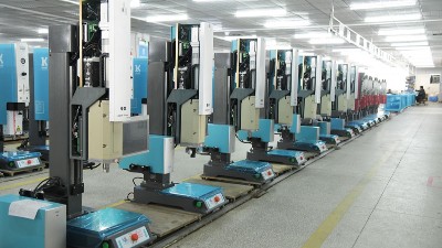 中山伺服超聲波塑料焊接機(jī)：消費性電子產(chǎn)品高質(zhì)量發(fā)展助推器